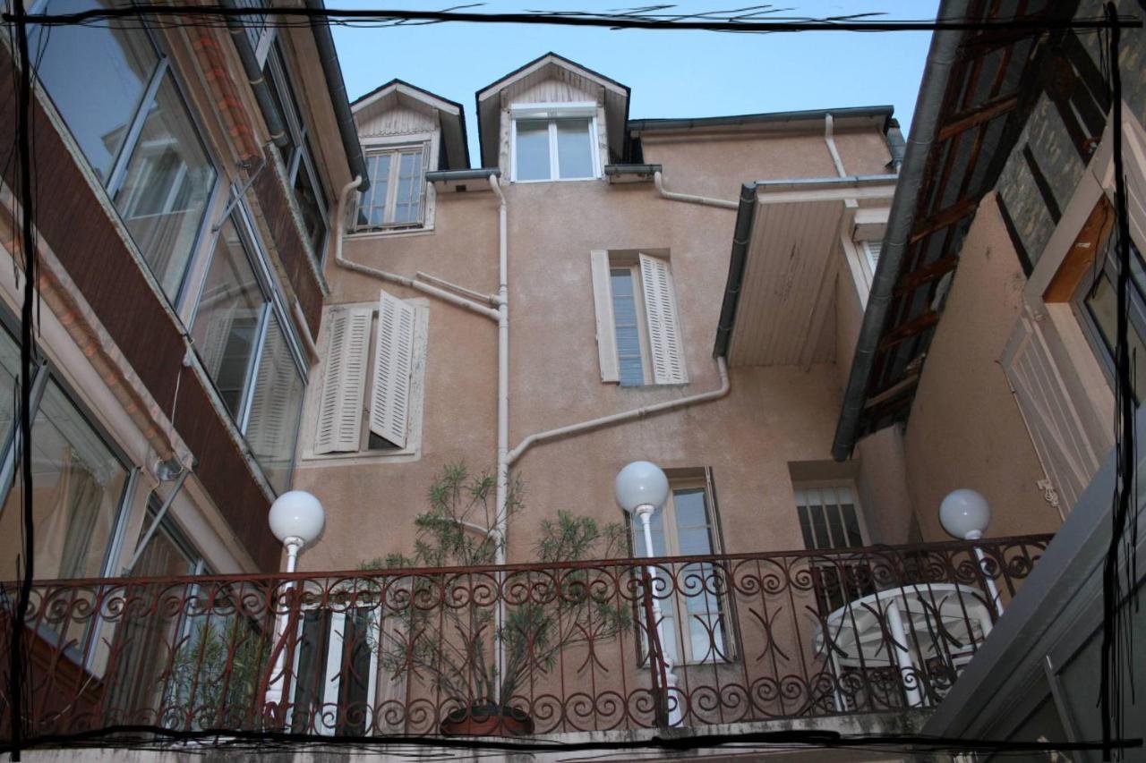 Hotel De La Paix